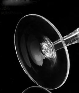 Verre à cocktail créatif triangle ivre d'été style fleur torréfiée verre à cocktail martini frais et simple - Product Image 3