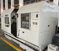 Centre de tournage et de fraisage CNC HYUNDAI-KIA SKT200TSY d'occasion avec système FANUC