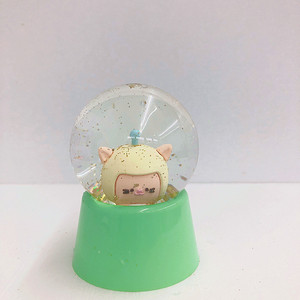 Souvenir in Resina Economici, <span class=keywords><strong>Globo</strong></span> <span class=keywords><strong>di</strong></span> <span class=keywords><strong>Neve</strong></span> in Plastica Personalizzabile, Crea il Tuo Regalo <span class=keywords><strong>Fai</strong></span>-<span class=keywords><strong>da</strong></span>-<span class=keywords><strong>Te</strong></span>, <span class=keywords><strong>Globo</strong></span> <span class=keywords><strong>di</strong></span> <span class=keywords><strong>Neve</strong></span> Vuoto - Product Image 5