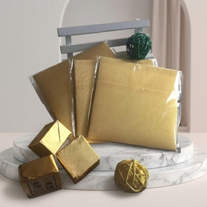 Papier d'aluminium carré jetable doux et résistant à l'huile pour emballage de chocolat, 10x10cm, qualité alimentaire, avec papier - Product Image 4