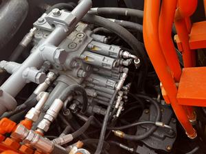 Excavatrice utilisée par bonne représentation Hitachi ZX70 CE EPA de 7 tonnes avec de basses heures de travail à vendre - Product Image 4