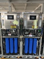 Système d'osmose inverse industriel avec filtration d'eau UV 500LPH 220V Pompe et usine de purification d'eau à moteur