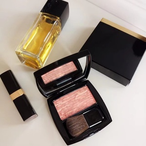 <span class=keywords><strong>Blush</strong></span> Star Color Haute <span class=keywords><strong>Couture</strong></span> en tissu gaufré, délicat, nacré et illuminant - Product Image 1