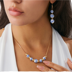 Set di Collane in Stile Retrò Cinese con Perline, Moda Europea e Americana, Catena in Metallo con Ceramica Geometrica Blu e Bianca - Product Image 1