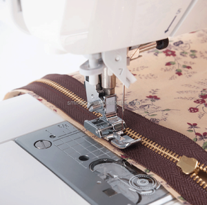 Jukis HZL-DX5 High Performance Computerized <b>Sewing</b> and Quilting <b>Machine</b> Heavy Duty Home <b>Sewing</b> <b>Machine</b> for Sale - Product Image 3