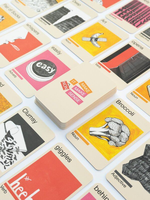 Cartes en papier texturé avec lettrage braille pour joueurs malvoyants - Utilisation éducative et de divertissement