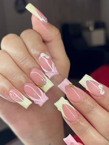 <span class=keywords><strong>Uñas</strong></span> Acrílicas 3D Hechas a Mano con Diseño <span class=keywords><strong>de</strong></span> Cadena <span class=keywords><strong>de</strong></span> <span class=keywords><strong>Margaritas</strong></span> para Uso Diario - Product Image 6