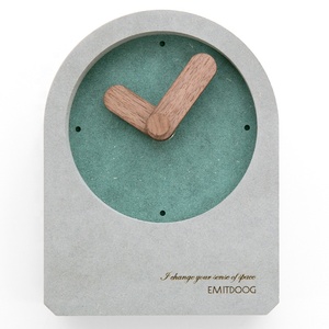 <span class=keywords><strong>Fatti</strong></span> <span class=keywords><strong>a</strong></span> <span class=keywords><strong>mano</strong></span> Creativo Mini Silenzioso Orologio <span class=keywords><strong>Da</strong></span> Tavolo Orologio Decorazione di Interni Moderno Grigio Popolare Orologio <span class=keywords><strong>In</strong></span> <span class=keywords><strong>Legno</strong></span> per Ufficio/Cafe/Home - Product Image 3