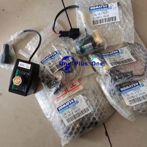 Nueva gama completa de válvulas originales, válvula solenoide <span class=keywords><strong>17A</strong></span>-<span class=keywords><strong>15</strong></span>-<span class=keywords><strong>17271</strong></span> para Komatsu, 2, 2, 2, 1, 2, 2, 2, 1 - Product Image 5