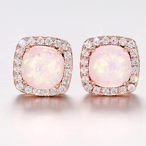 Orecchini a lobo da donna placcati oro rosa con opale, forma geometrica con zirconi taglio brillante rotondo incastonati a griffe, gioielli regalo romantici - Product Image 6