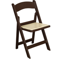 Chaise pliante d'extérieur en résine blanche pour événements, mariages, jardins, style Tiffany et Wimbledon, vente en gros, pour marchés en ligne chinois