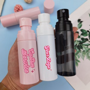 Spray Fixateur Haute Qualité Longue Durée 60ml Non Collant Fini Mat Contrôle du Sébum Brume de Maquillage pour Tous Types de Peau - Product Image 1