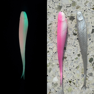 Señuelo de Pesca Fluorescente con Cola Bifurcada para Pesca en Agua Dulce y Agua Salada, Señuelo Biomimético de Imitación de Pez Pequeño, Venta al por Mayor - Product Image 4
