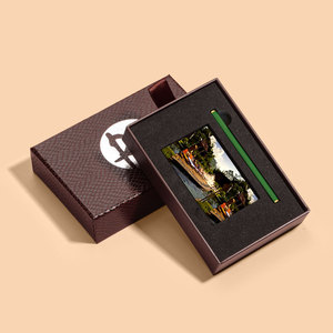 Caja <span class=keywords><strong>de</strong></span> regalo USB <span class=keywords><strong>de</strong></span> lino <span class=keywords><strong>de</strong></span> lujo personalizada en oferta, álbum <span class=keywords><strong>de</strong></span> fotos con cubierta <span class=keywords><strong>de</strong></span> lino, cajas <span class=keywords><strong>de</strong></span> papel para almacenamiento <span class=keywords><strong>de</strong></span> fotos y USB. - Product Image 1