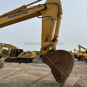 Excavatrice Komatsu PC400-8R 40t d'occasion en stock à prix avantageux, robuste, durable et puissante - Product Image 4