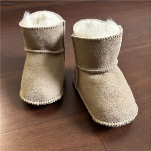 Zapatitos <span class=keywords><strong>de</strong></span> piel <span class=keywords><strong>de</strong></span> cordero <span class=keywords><strong>para</strong></span> bebé recién nacido <span class=keywords><strong>para</strong></span> interiores - Product Image 3