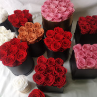 Coffret cadeau pour la Saint-Valentin, roses éternelles, fleurs éternelles, rose conservée, cadeau pour petite amie