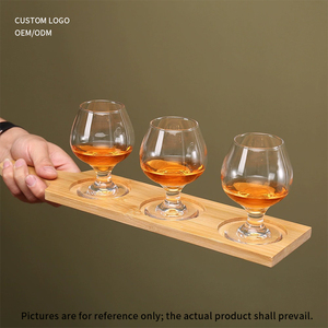 Plateau <span class=keywords><strong>de</strong></span> dégustation <span class=keywords><strong>de</strong></span> whisky et bière en bois peint personnalisable, 4 coupes, plateau <span class=keywords><strong>de</strong></span> service rustique pour vin, plateau en bois féerique - Product Image 4