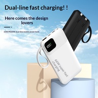 Nouvelle batterie externe autonome de grande capacité 30000 mAh au lithium-ion avec plusieurs sorties USB et logo imprimé