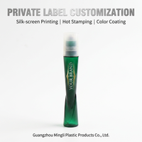 Flacon roll-on élégant vert émeraude 13g en PETG, portable, pour sérum contour des yeux, avec bille de massage métallique