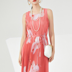 Ropa de Mujer al por Mayor, Vestido Maxi Casual Elegante para Mujer, Estampado Floral Grande, Sin Mangas, Recto, Plisado Estilo Miyake - Product Image 6