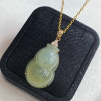 Pendentif gourde en jadéite birmane plaqué or 18 carats HENG YUET, bijou de luxe en jade naturel coloré pour femme, idéal pour le quotidien ou comme cadeau