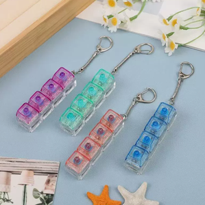 Luckykoo Novacross Jouet en plastique anti-stress, interrupteur de clavier mécanique, porte-clés créatif avec lumière LED - Product Image 3