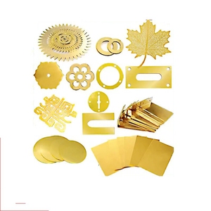 Plaques en <span class=keywords><strong>cuivre</strong></span> massif personnalisées en laiton avec découpe laser, pliage, taraudage et <span class=keywords><strong>gravure</strong></span> <span class=keywords><strong>de</strong></span> lettres - Product Image 3