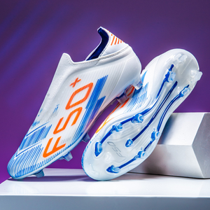 Zapatos de Fútbol para Estudiantes Escolares de Alta Calidad 2025, Botas de Fútbol con Tacos Largos para Entrenamiento Deportivo al Aire Libre - Product Image 1