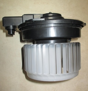Motor de Ventilador de Aire Acondicionado para Automóvil de 12 Voltios para MITSUBISHI <span class=keywords><strong>MIRAGE</strong></span> 2014-2018 OEM 7802A249 - Product Image 2
