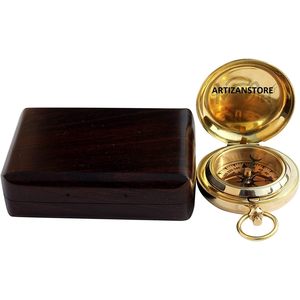 Boussole de poche en laiton à cadran analogique, outil de navigation portable pour la randonnée, guide de direction avec boîte en bois - Product Image 4