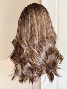 Peruca Clássica Europeia com Base de Cabelo Nível 3 e Destaque Nível 7 HD Luxe com Nó Único para Mulheres com Queda de Cabelo - Product Image 3