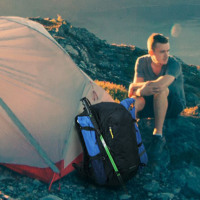 Sac à dos de randonnée léger et durable de 40 L avec housse de pluie