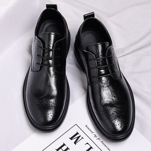 Chaussures en cuir pour hommes, élégantes et décontractées, style brogue, tendance Derby, en cuir souple rehaussé pour jeunes hommes - Product Image 1