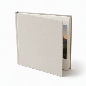 Libro <span class=keywords><strong>da</strong></span> Tavolo Personalizzato con Copertina Rigida Quadrata, Carta Artistica Opaca, Stampa a Colori, Design Minimalista per Viaggi e <span class=keywords><strong>Paesaggi</strong></span> - Product Image 6