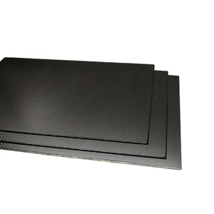 Tấm Sợi Carbon 100% Trọng Lượng Nhẹ 500*500*1Mm CNC Tùy Chỉnh - Product Image 1