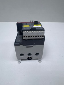 1SAJ510000R0400 1SAJ510000R0400 UMC22-FBP Contrôleur de moteur universel - Product Image 1