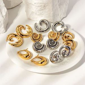 BOYI 100 Designs Bijoux de mode en acier inoxydable plaqué or inaltérable, boucles d'oreilles pendantes géométriques et puces d'oreilles - Product Image 5