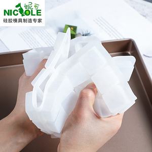 Moldes de Silicona Hechos a Mano por <span class=keywords><strong>Nicole</strong></span> Hump, con Múltiples Cavidades, para Máquinas Depositadoras de Chocolate, Gomitas y Dulces - Product Image 5