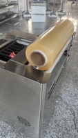 Machine d'emballage automatique compacte pour films plastiques, emballage efficace pour boîtes cadeaux, plusieurs langues disponibles au choix