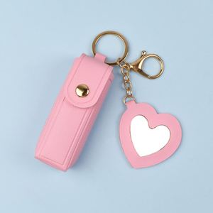 Llavero Portabálsamo Labial y Brillo Labial, Mini Estuche de Cuero PU con Etiqueta Privada, Bonito y Compacto - Product Image 2