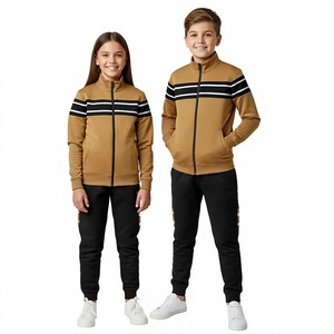 Conjunto Deportivo de Alta Calidad para Niños, Talla Grande, Poliéster/Algodón, Sudadera con Capucha, Pantalones Deportivos Ligeros con Cordón Ajustable, para Niños y Niñas - Product Image 1