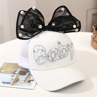 Gorra de béisbol de malla para niñas, con lazo, perlas decorativas y letras de lentejuelas, ajustable, para verano, venta al por mayor