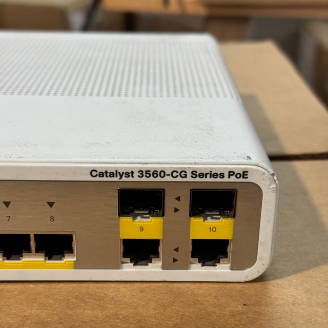Used Catalyst 3560-CG Series PoE Enterprise Router with SFP Interface and 40Gbps Switch Capacity