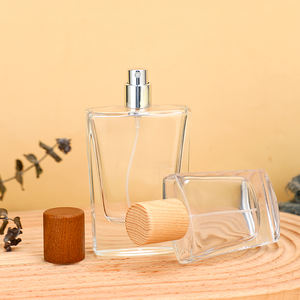 Vente directe d'usine, flacon <span class=keywords><strong>de</strong></span> parfum vide en <span class=keywords><strong>verre</strong></span> carré à fond épais <span class=keywords><strong>de</strong></span> 30 ml, 50 ml, 100 ml avec emballage en bois - Product Image 5