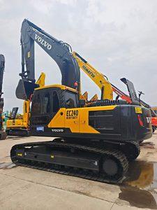 Excavatrice sur chenilles Volvo 240 d'occasion, 24 tonnes, machine de terrassement entièrement d'origine, à vendre. - Product Image 2