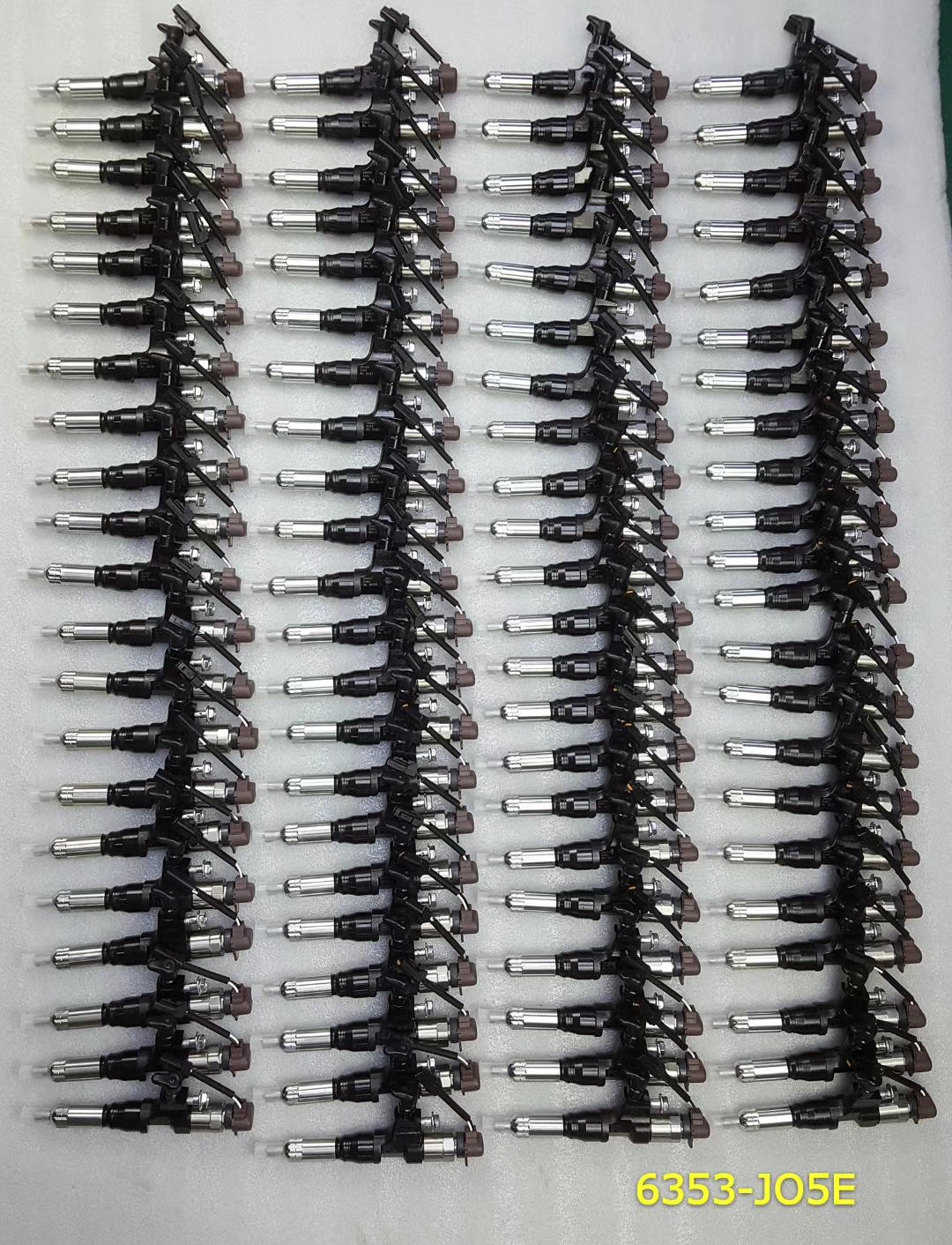Common rail injector 095000-6320 095000-6321 for JOHN DEERE Injector RE530361 RE546783