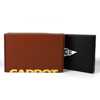 Boîte en carton ondulé personnalisée en usine, couleur unie marron mat ou noir, avec logo de petit drapeau et police épaisse, pour l'e-commerce