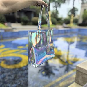Bolsos de Mano Reutilizables de PVC para Mujer, Bolsos de Hombro con Diseño Láser Holográfico, Bolsos de Mano Impermeables y Duraderos para Mujer, Bolsos de Regalo - Product Image 4
