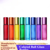 Flacons roll-on en verre colorés pour parfums et huiles essentielles – Divers styles, design givré, forme cylindrique, sérigraphiés